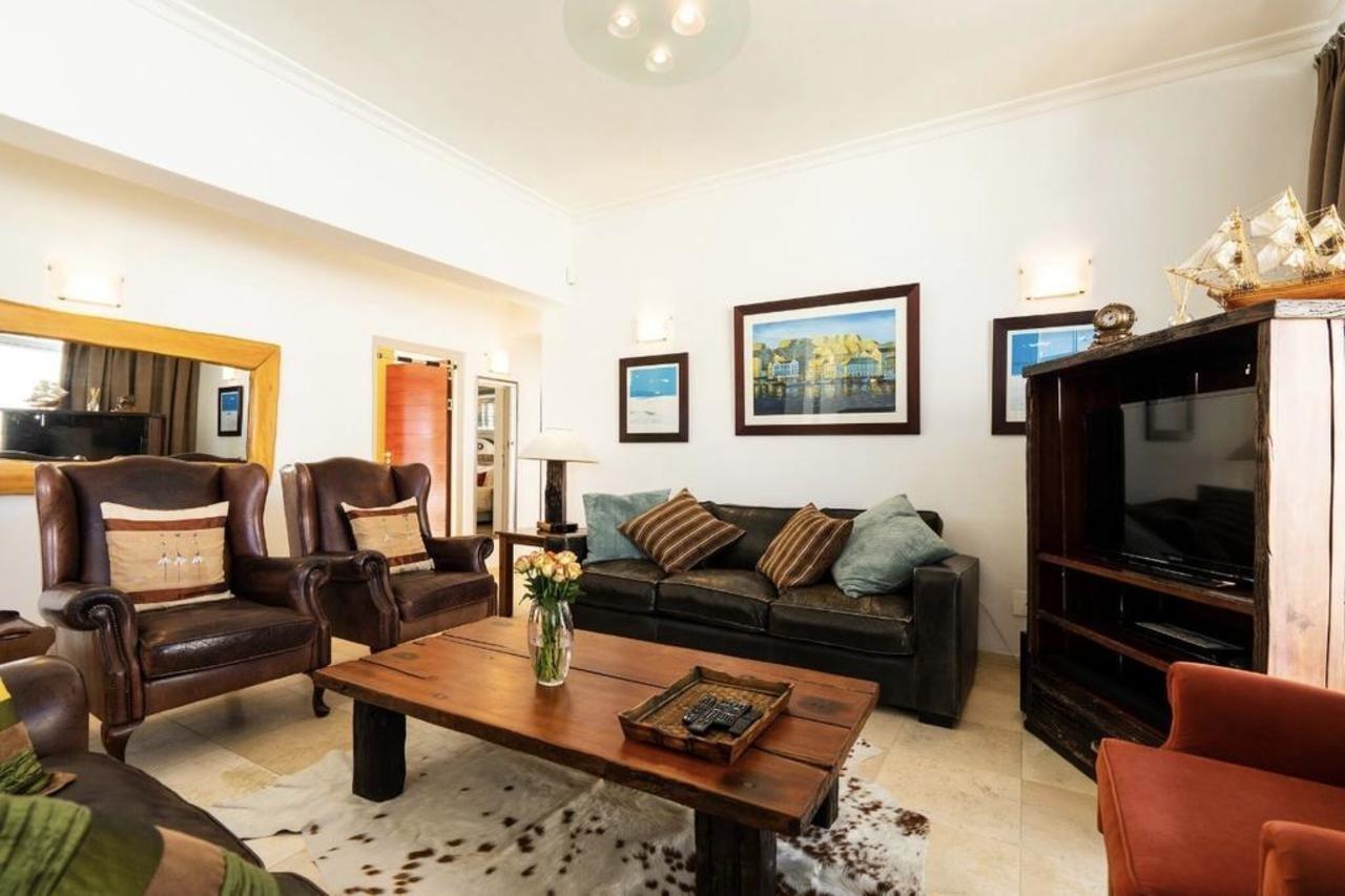 קייפטאון Bantry Beach Luxury Suites מראה חיצוני תמונה