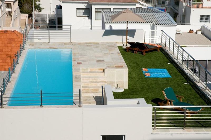 קייפטאון Bantry Beach Luxury Suites מראה חיצוני תמונה