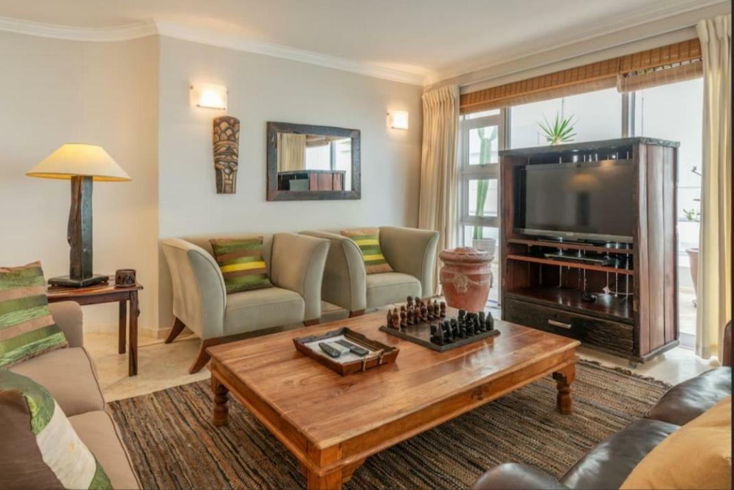 קייפטאון Bantry Beach Luxury Suites מראה חיצוני תמונה