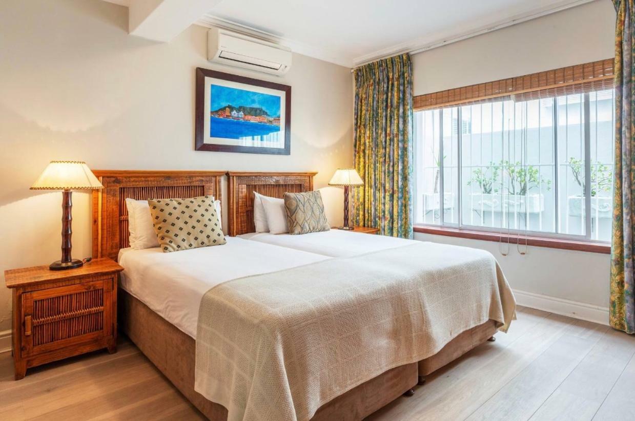 קייפטאון Bantry Beach Luxury Suites מראה חיצוני תמונה