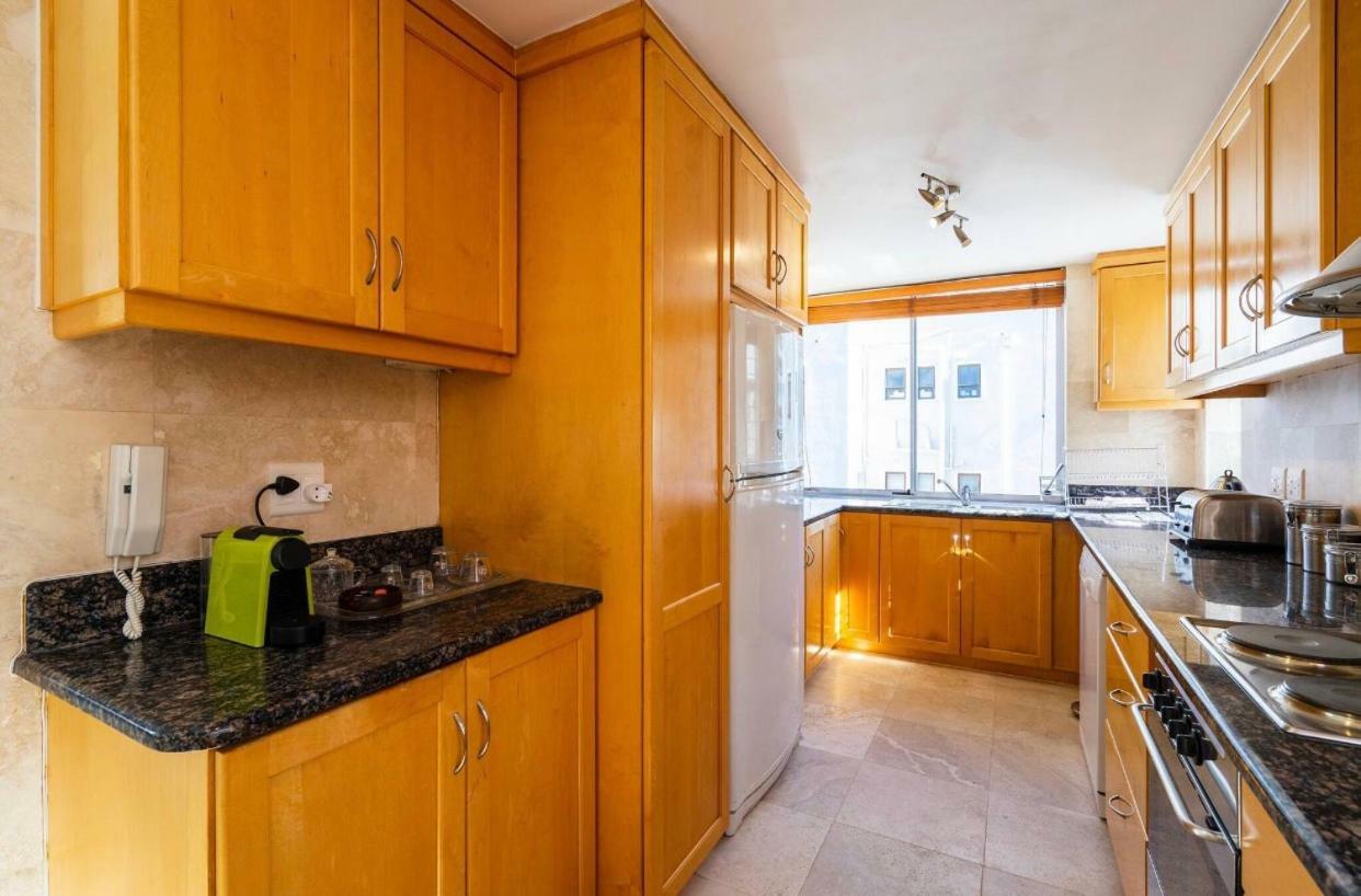 קייפטאון Bantry Beach Luxury Suites מראה חיצוני תמונה