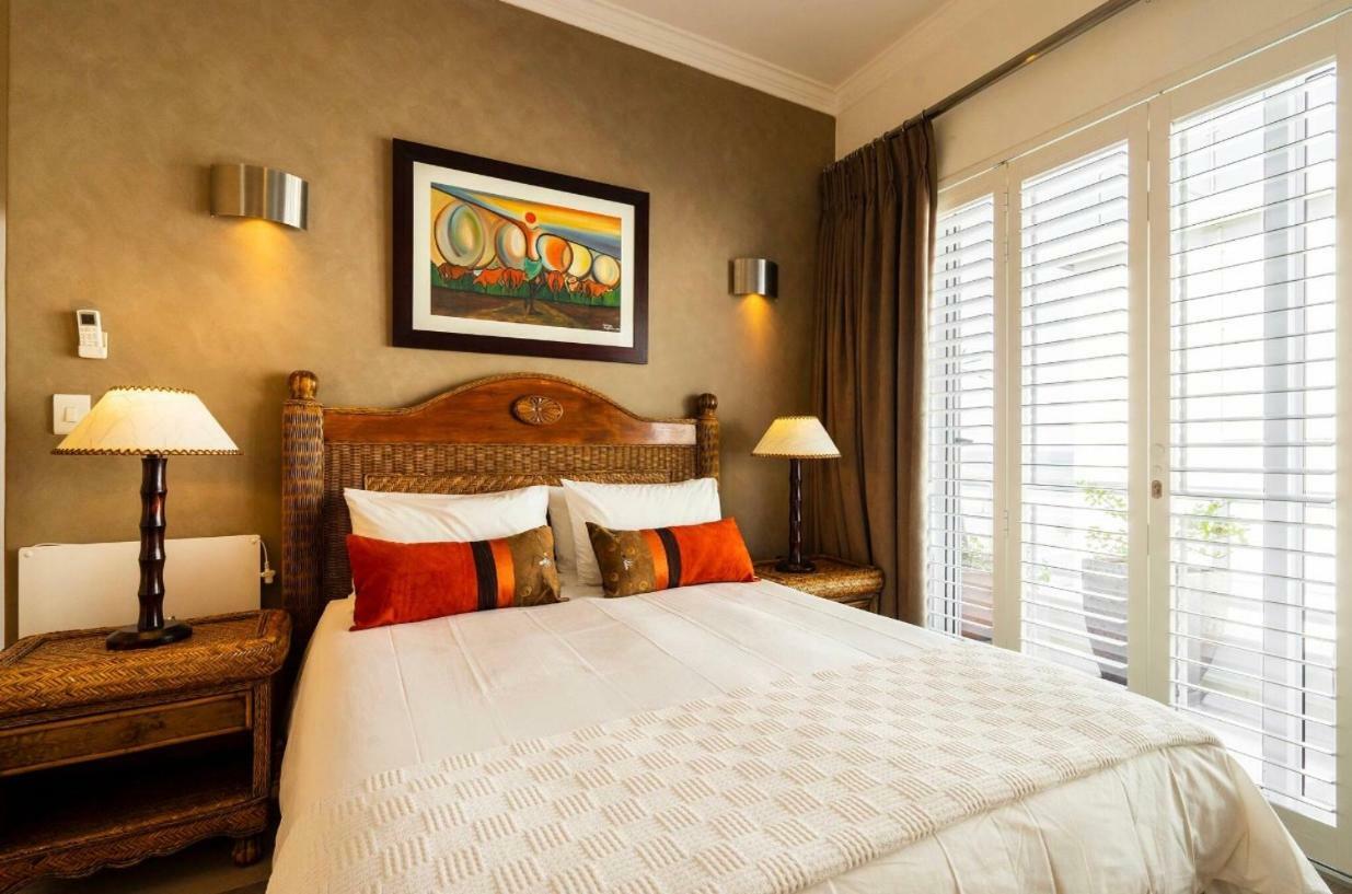 קייפטאון Bantry Beach Luxury Suites מראה חיצוני תמונה