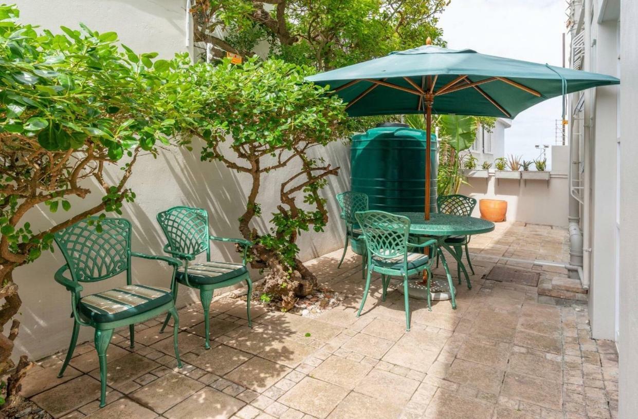 קייפטאון Bantry Beach Luxury Suites מראה חיצוני תמונה