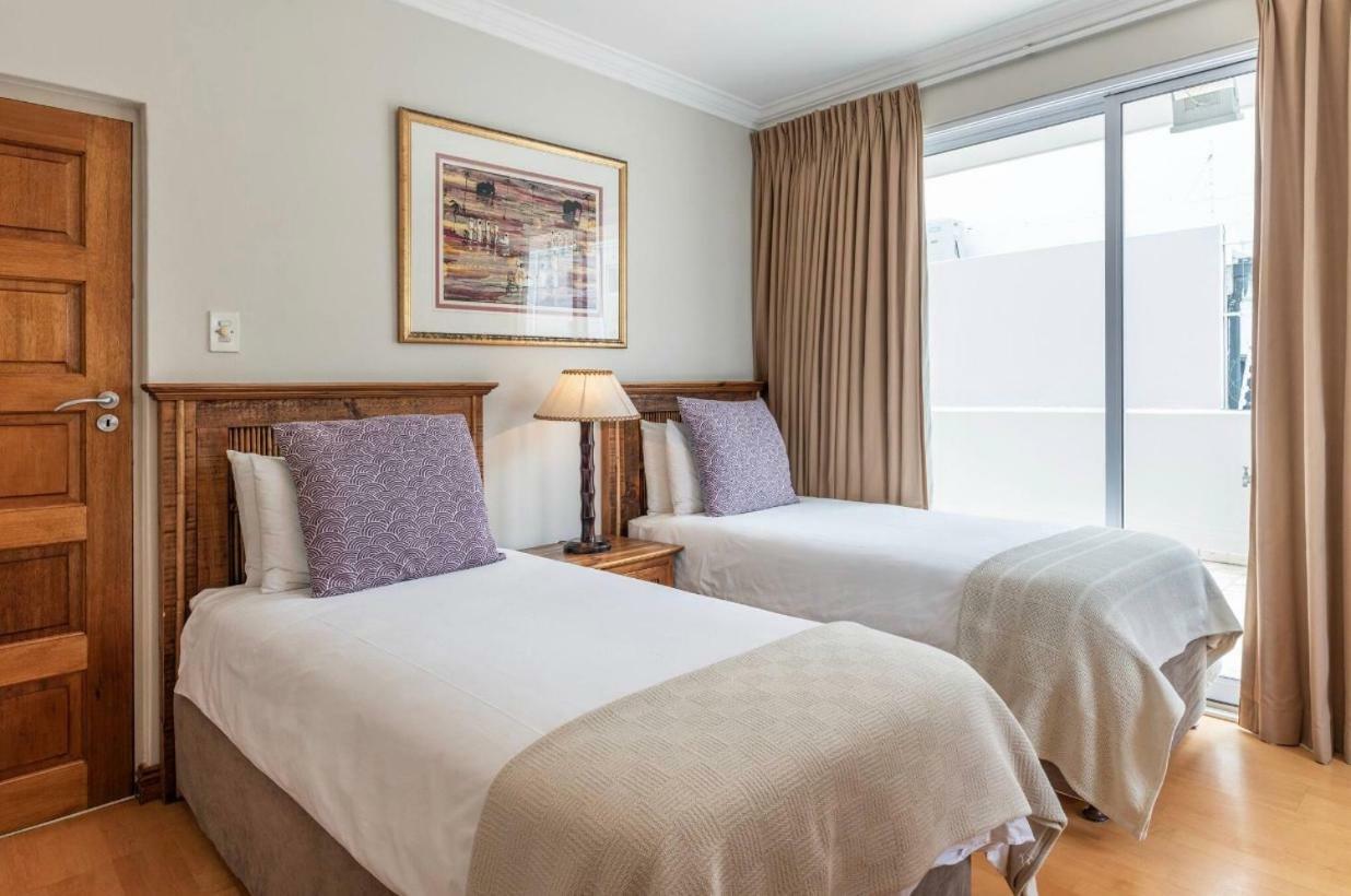 קייפטאון Bantry Beach Luxury Suites מראה חיצוני תמונה